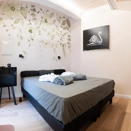Le Del Corso Bed & Breakfast 4*